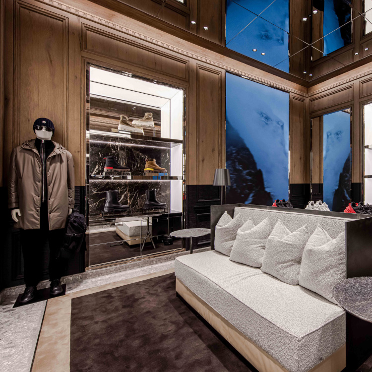 Moncler corporate shop office